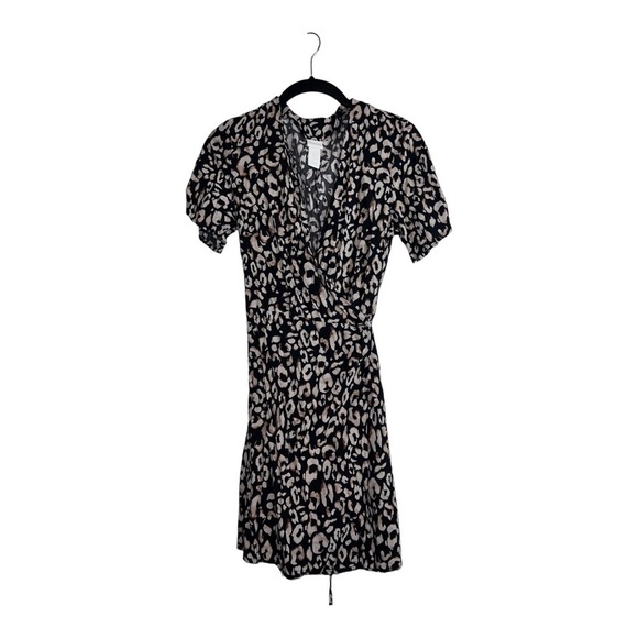 H&M Black & Leopard Print Short Sleeve Wrap Dress Sz S - Picture 2 of 11